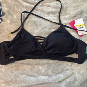 Vince Camuto Black swim top nwt
